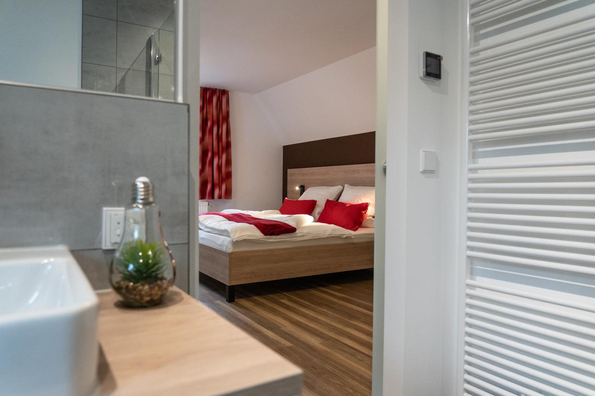 Altstadthotel Wilde Rose Eppingen Dış mekan fotoğraf