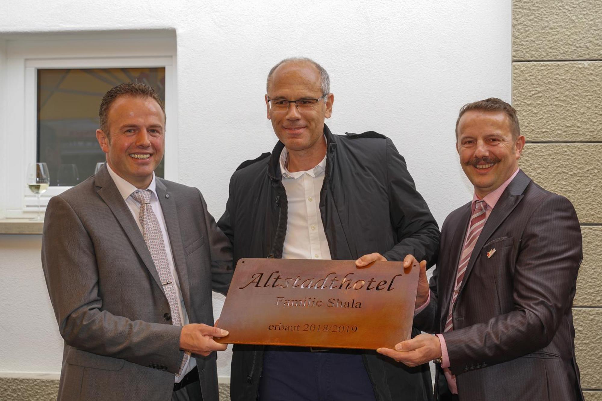 Altstadthotel Wilde Rose Eppingen Dış mekan fotoğraf