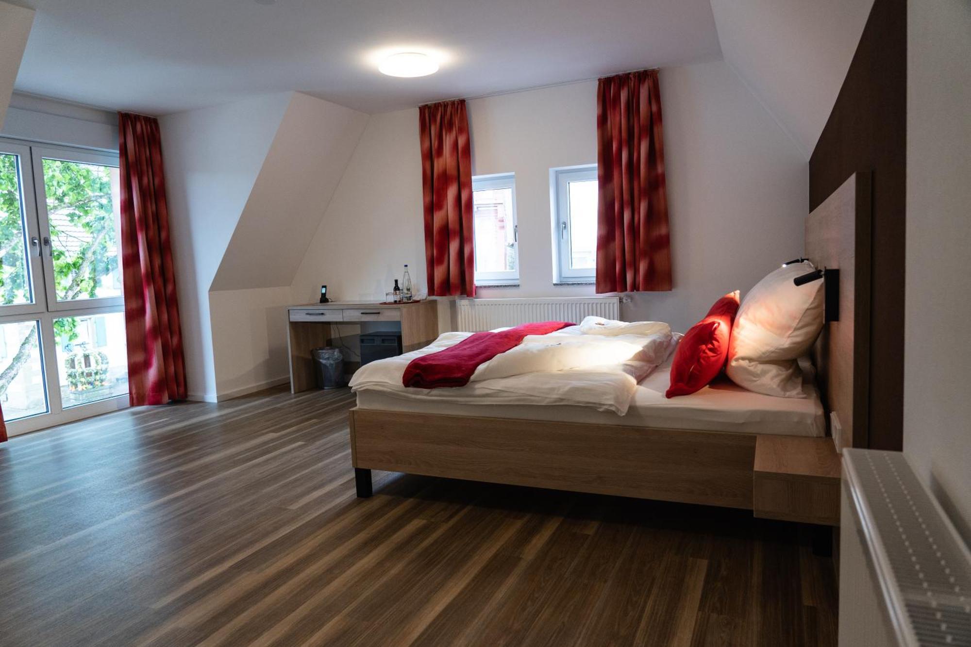 Altstadthotel Wilde Rose Eppingen Dış mekan fotoğraf